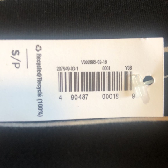 Old navy maxi skirt black and white stripe. Side slit. NWT size S/P - Picture 7 of 7